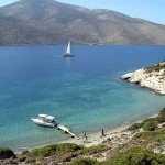 Boat trips to the satellite islets of Nikouria and Gramvousa