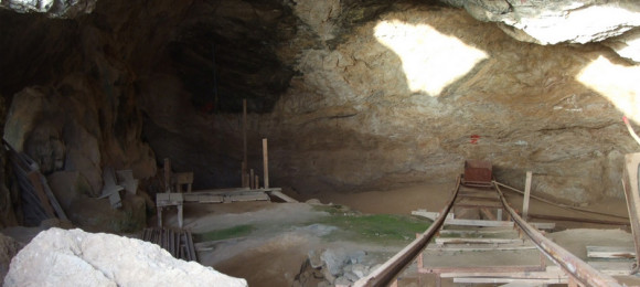 Cave of Charkadio